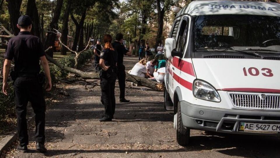 Лікарі протягом 20 хвилин намагалася реанімувати постраждалу