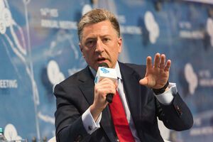 Волкер: Наверное, это должно быть нечто большее, чем одни выборы, чем просто одномоментное голосование, это должна быть серия выборов