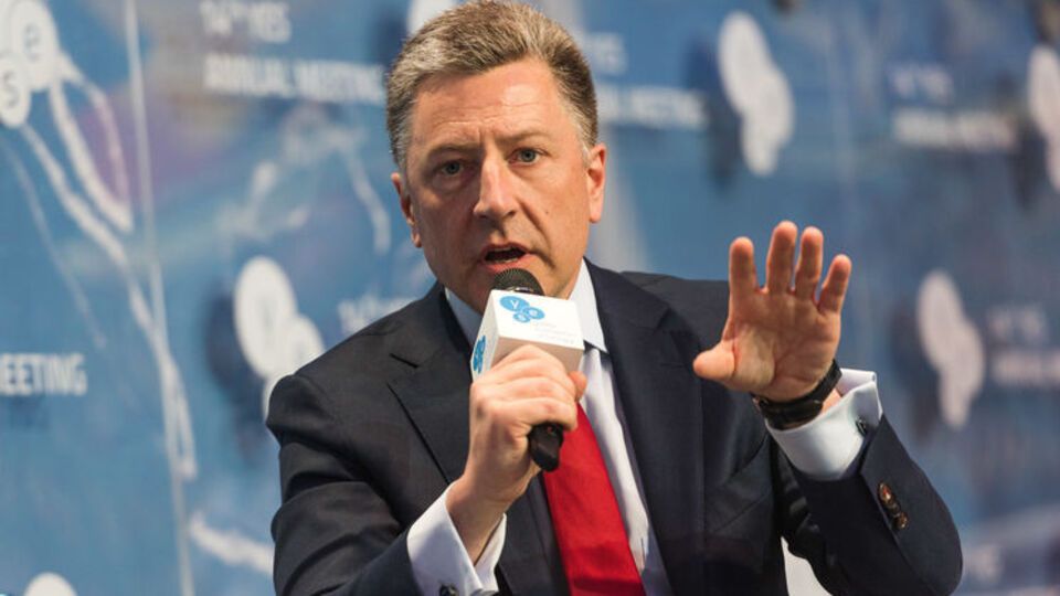 Волкер: Напевно, це має бути щось більше, ніж одні вибори, ніж просто одномоментне голосування, це має бути серія виборів