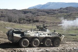 Для маневров использовали БТР и танки