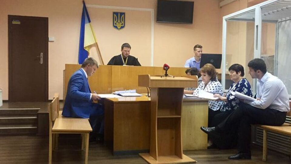 Суд отправил Овчаренко под арест
