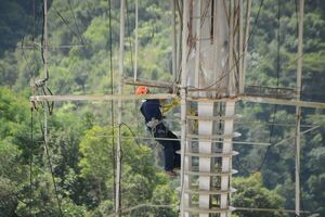Еще в начале сентября радиотелескоп подготовили к урагану, однако тогда речь шла об угрозе урагана "Ирма"