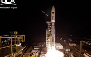 В США запустили ракету Atlas V