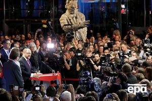 По данным экзит-полла, в Бундестаг прошло шесть партий