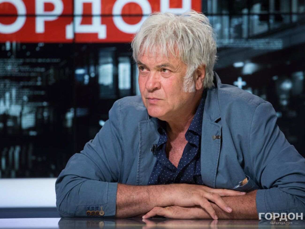 Анатолий Хостикоев: "Как давно вы были в театре, уважаемые члены комиссии по культуре?" –хочется поинтересоваться