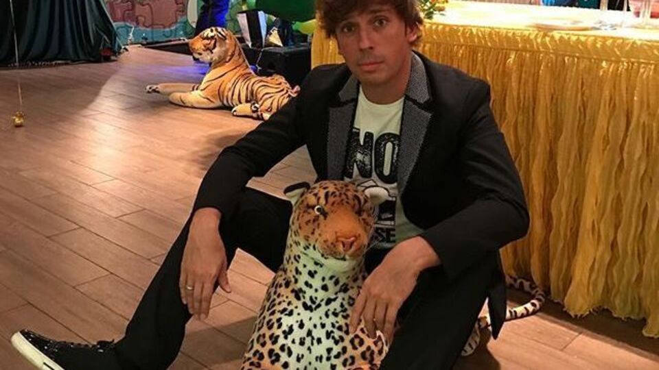 Галкин: Пока все спят и никого нет в ленте, шлю тебе, Алла любимая, колыбельную с гастролей!