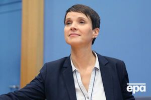 Фрауке Петрі відмовилася входити до фракції своєї партії в Бундестазі