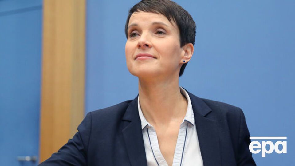 Фрауке Петрі відмовилася входити до фракції своєї партії в Бундестазі