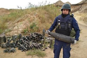 Наслідки пожежі в районі військової частини в Донецькій області усували протягом чотирьох днів