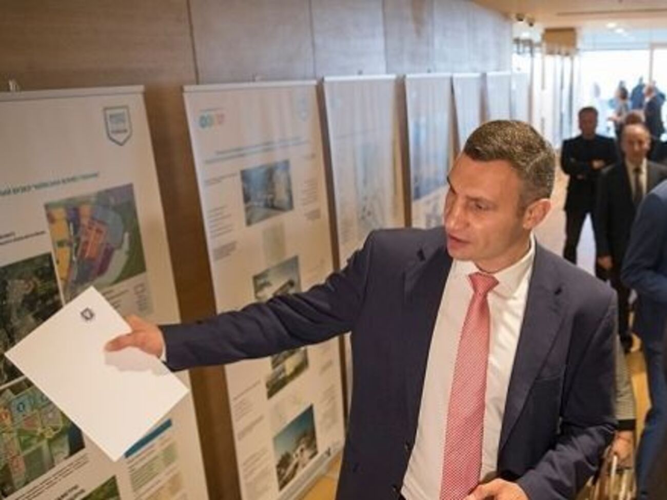 Кличко: Киев ежегодно посещает более 1,2 млн иностранных туристов