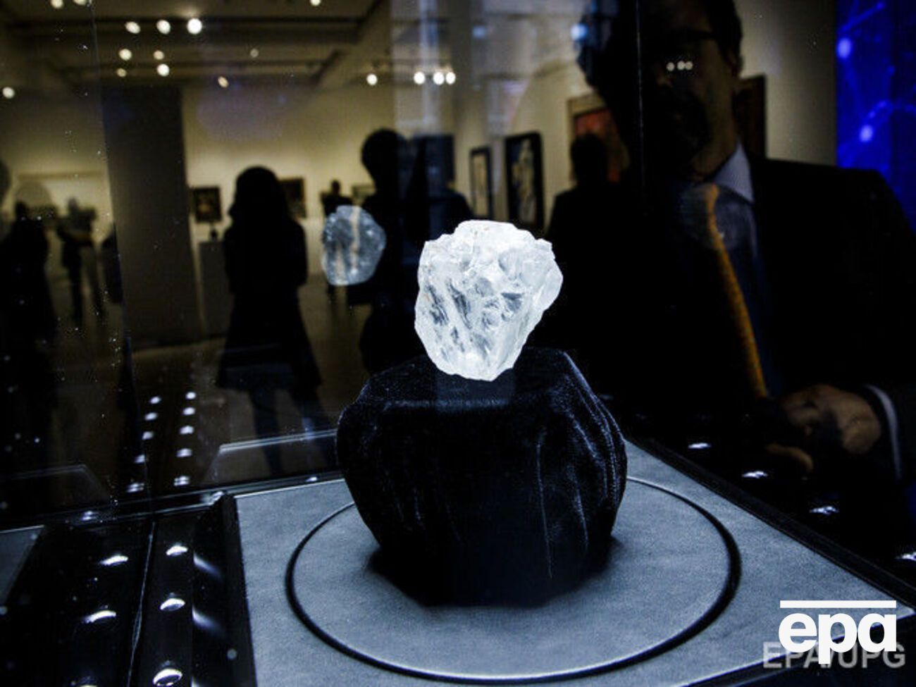 Алмаз продали за $53 млн