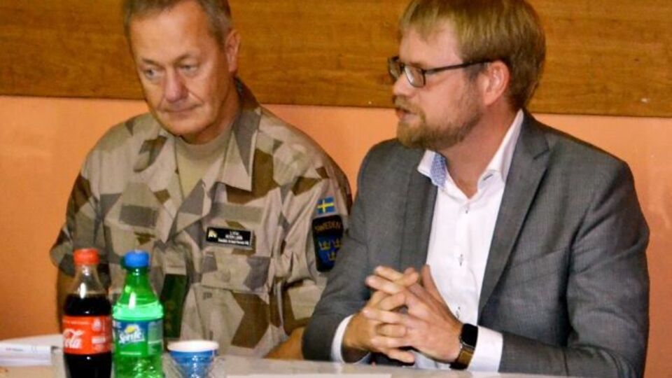 Дипломати розповіли, що розглядають питання залучення шведських інструкторів для навчання та тренування українських військових медиків