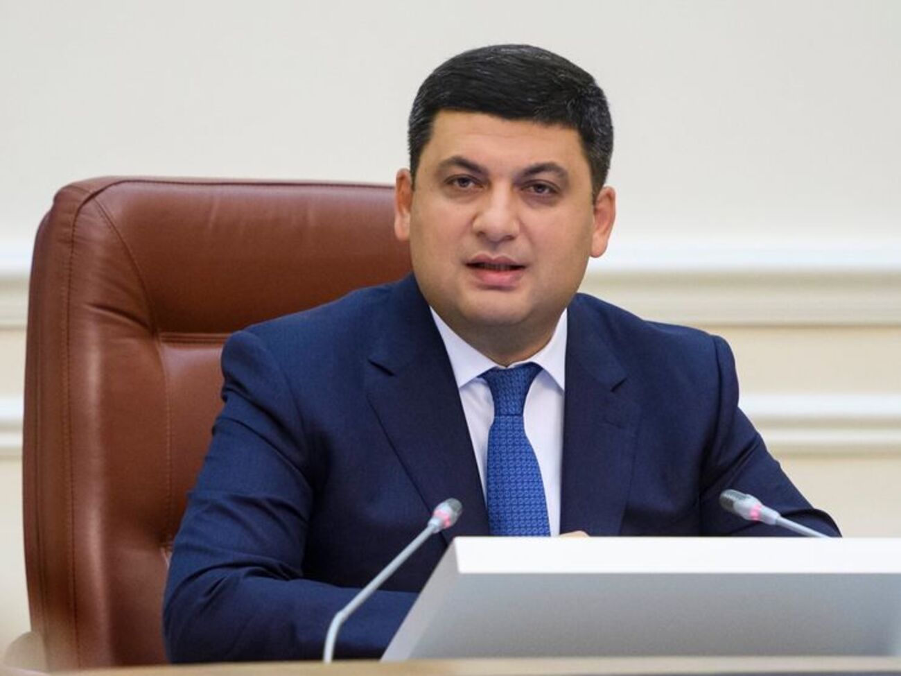 Гройсман сподівається, що парламент ухвалить "десяток–півтора законів" для розвитку економіки
