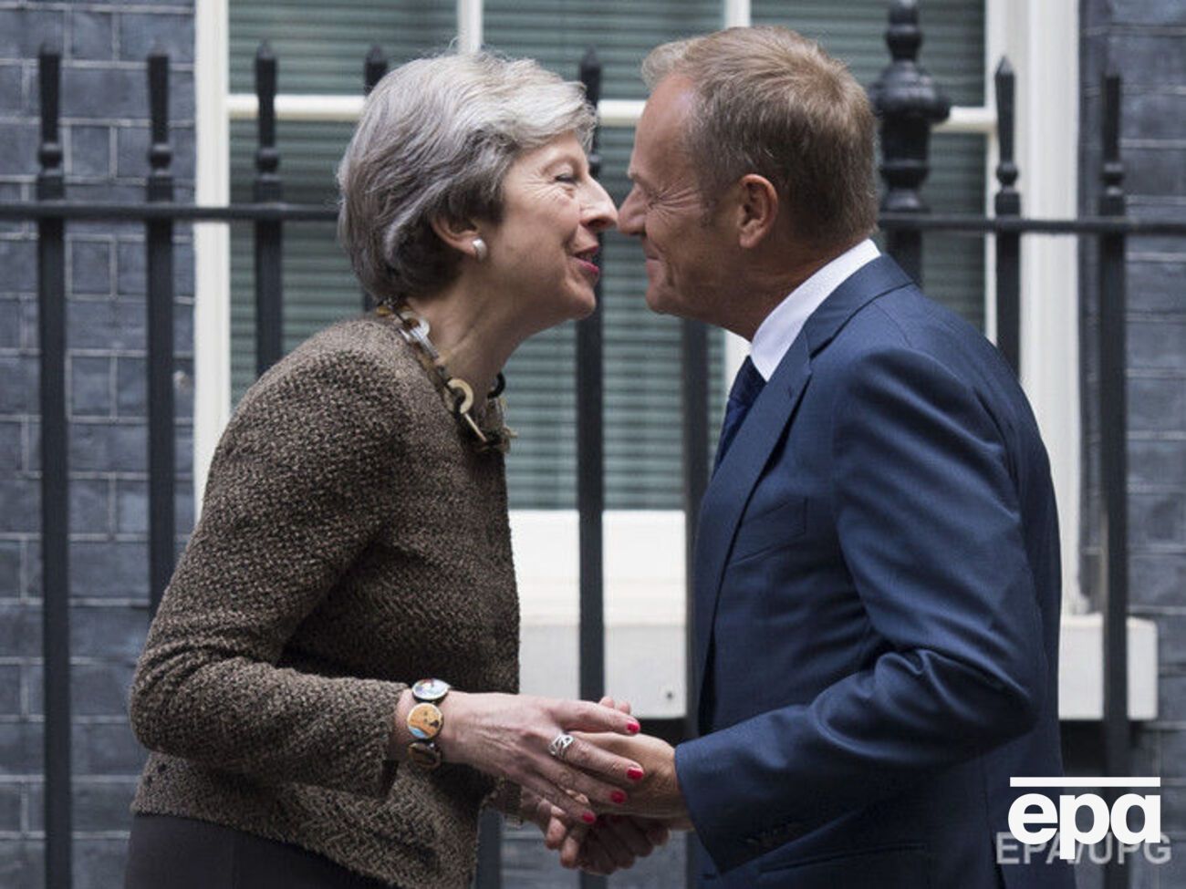 СМИ сообщили о встрече Туска и Мэй