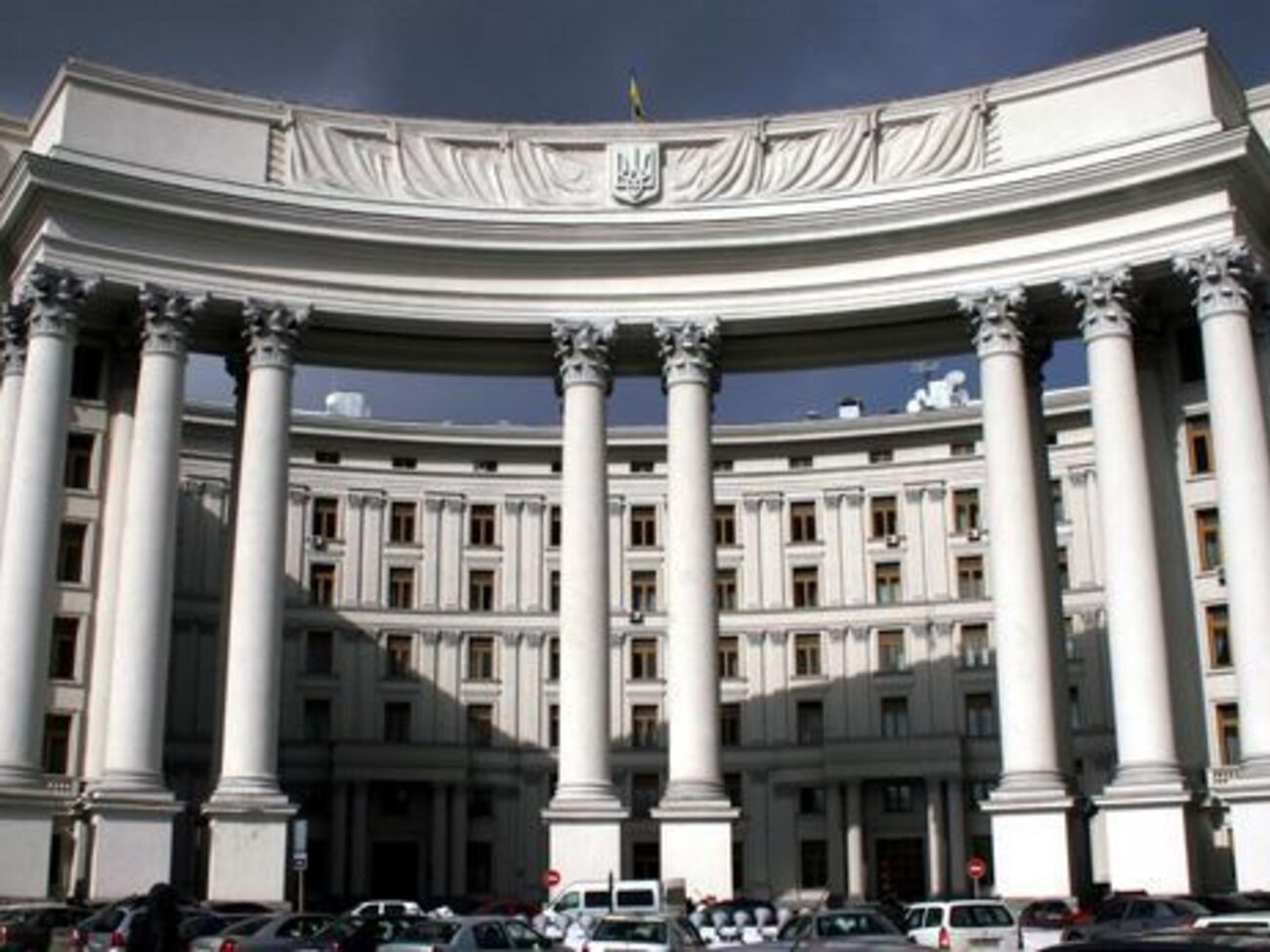 В МИД Украины подчеркнули, что обеспечение безопасности наблюдателей остается одним из ключевых обязательств по Минским договоренностям