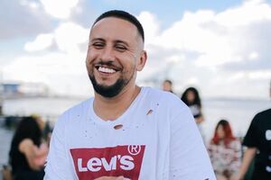 Monatik неравнодушен к персонажам комиксов и фантастических франшиз