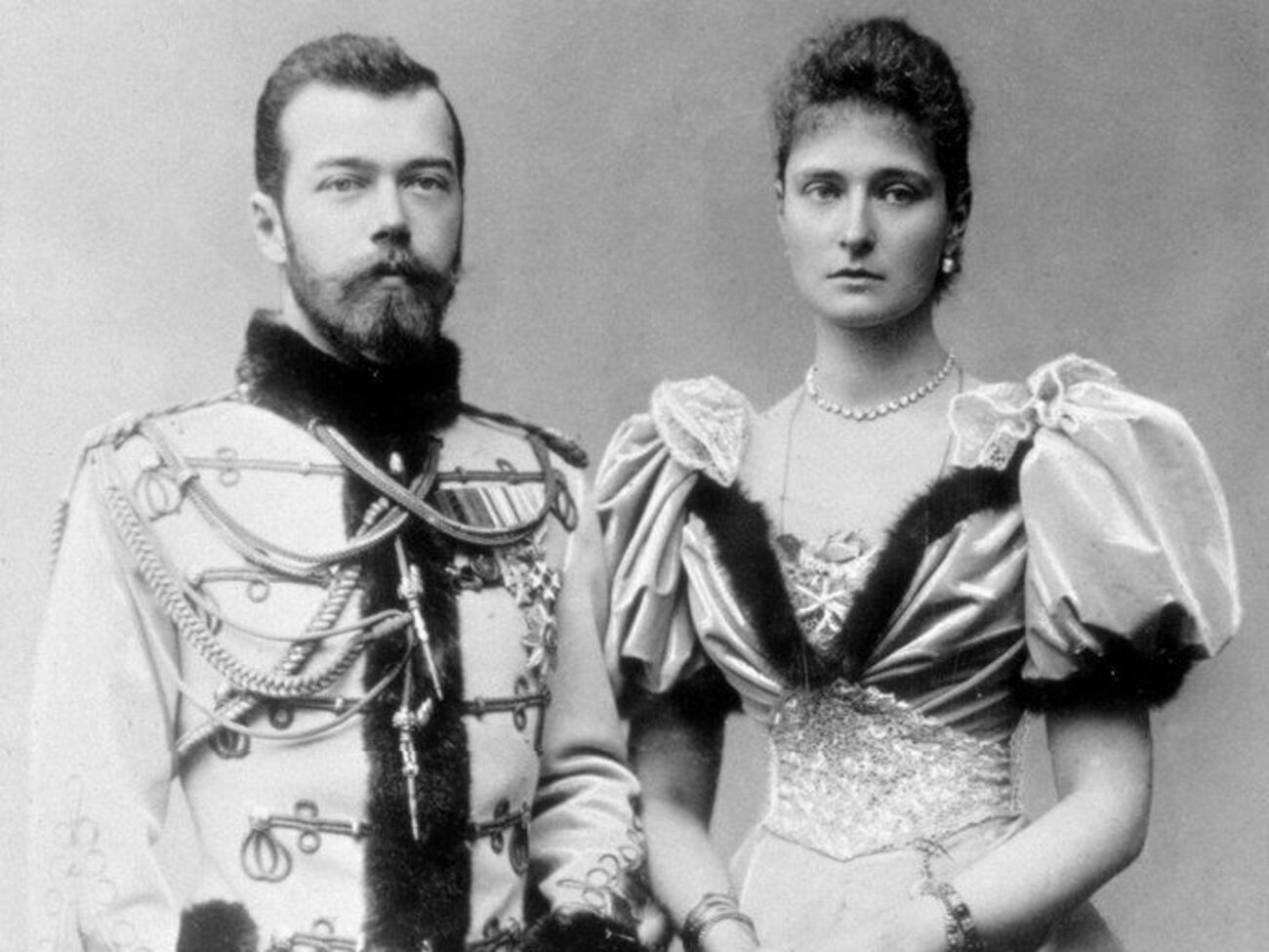 Инициаторы проекта считают, что "реальная история" супружеской жизни Николая II и Александры Федоровны "может служить образцом семейных отношений"