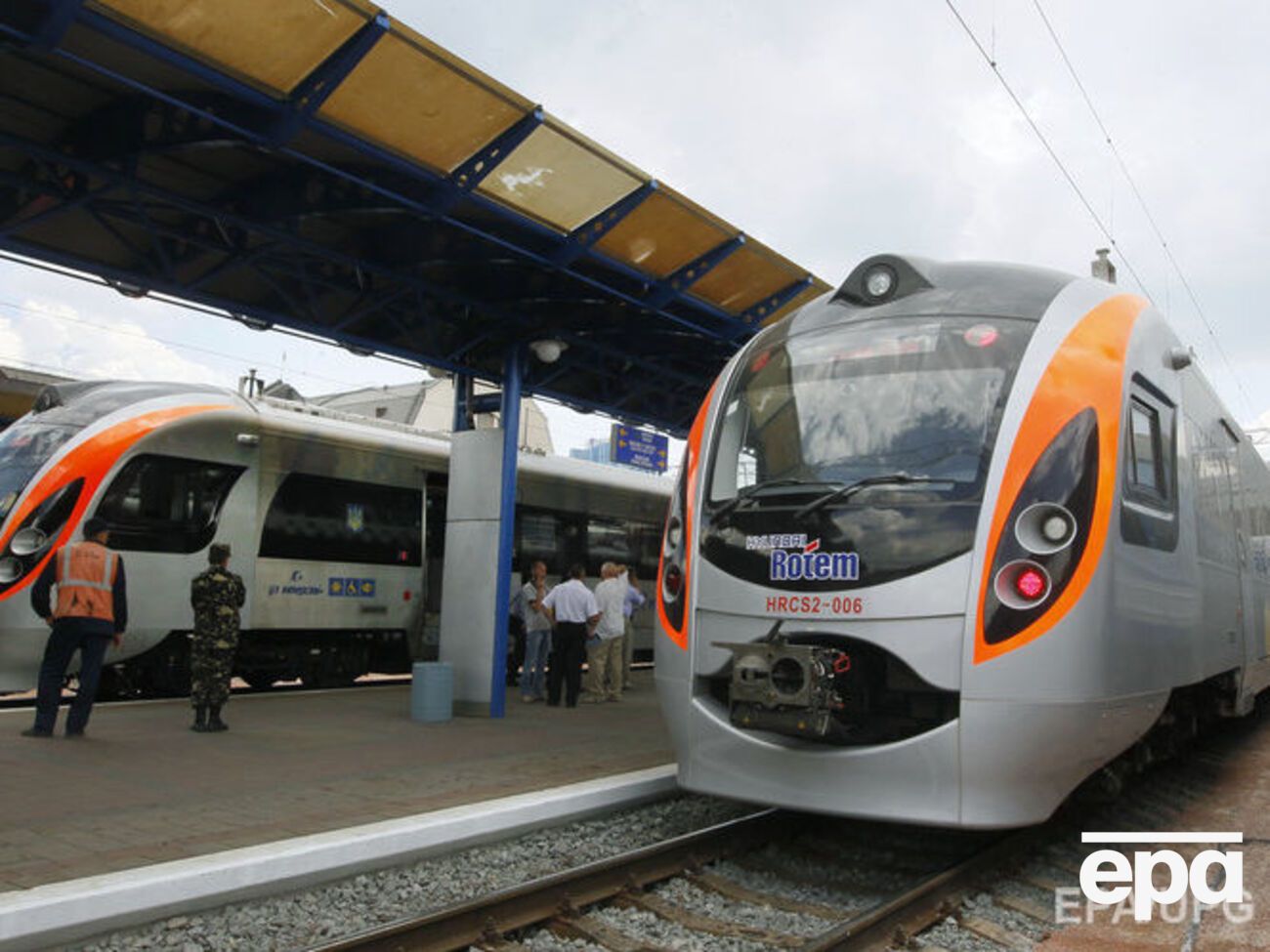 14 поездов изменили маршрут