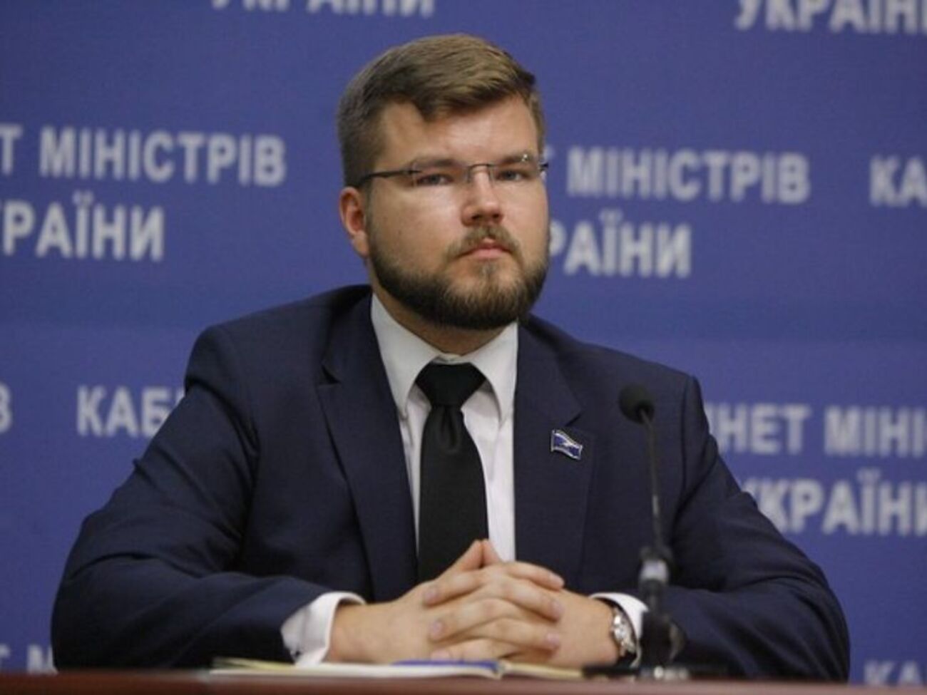 Кабмін затвердив контракт із в.о. голови "Укрзалізниці" Кравцовим