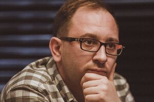 Полозов (на фото): Є серйозна небезпека, що якщо вирок набуде законної чинності в такому вигляді, Умерова перевезуть на материкову частину – до РФ