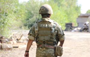 80% личного состава ВСУ могут вернуться к нормальному функционированию психики в течение двух месяцев, заявил глава центра гуманитарных проблем Вооруженных сил Украины Назим Агаев