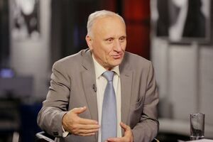 Бурбулис: Я хорошо понимаю, какая невероятная нагрузка за эти годы выпала на Владимира Путина лично