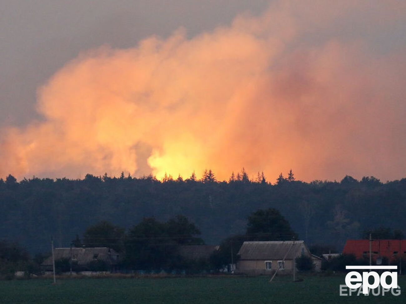 Вибухи на складах боєприпасів у Калинівці почалися 26 вересня