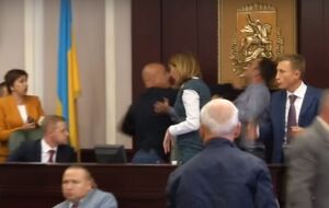 Удар нанес Карлюк