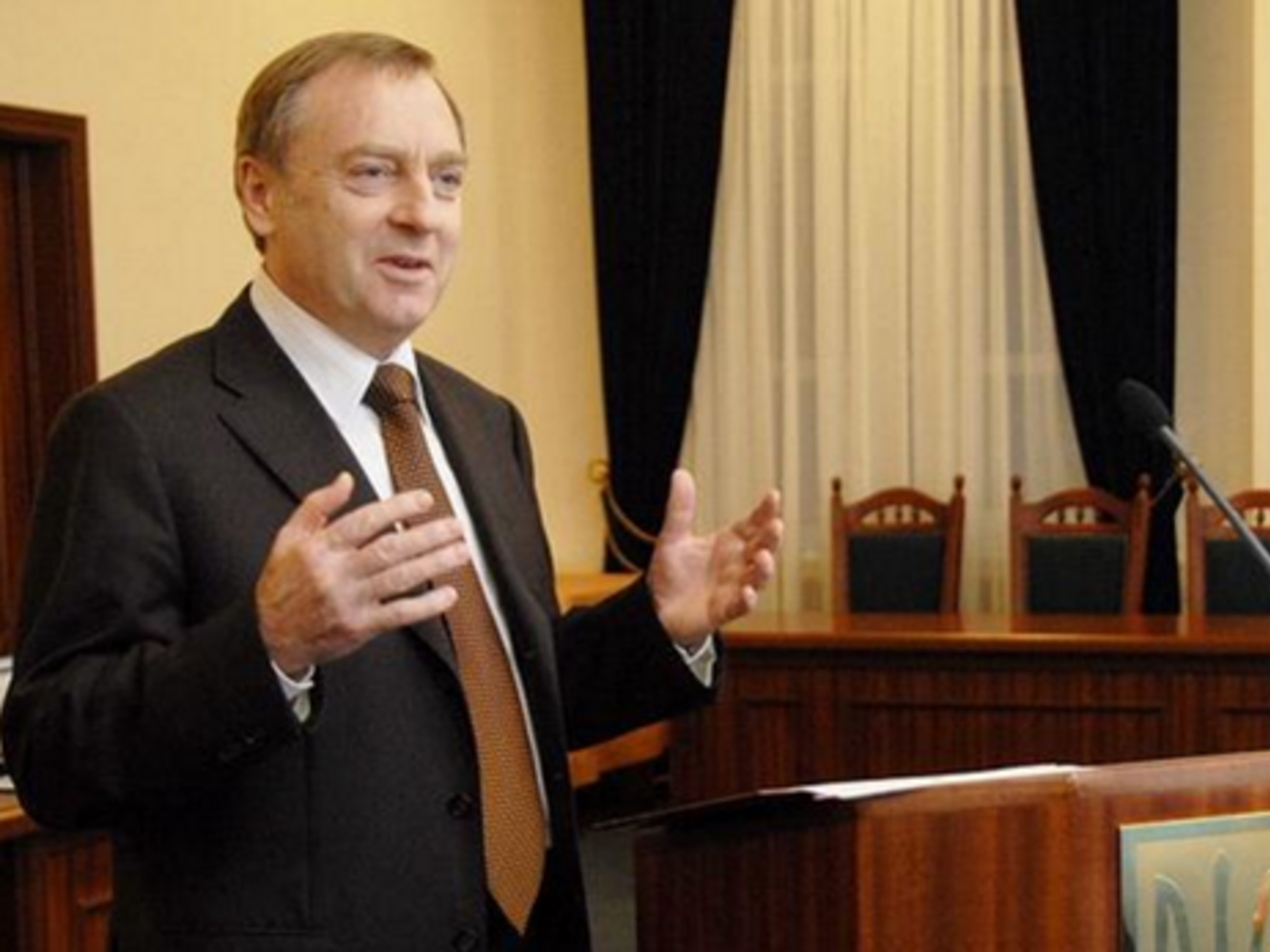 Сегодня Лавринович вышел из СИЗО