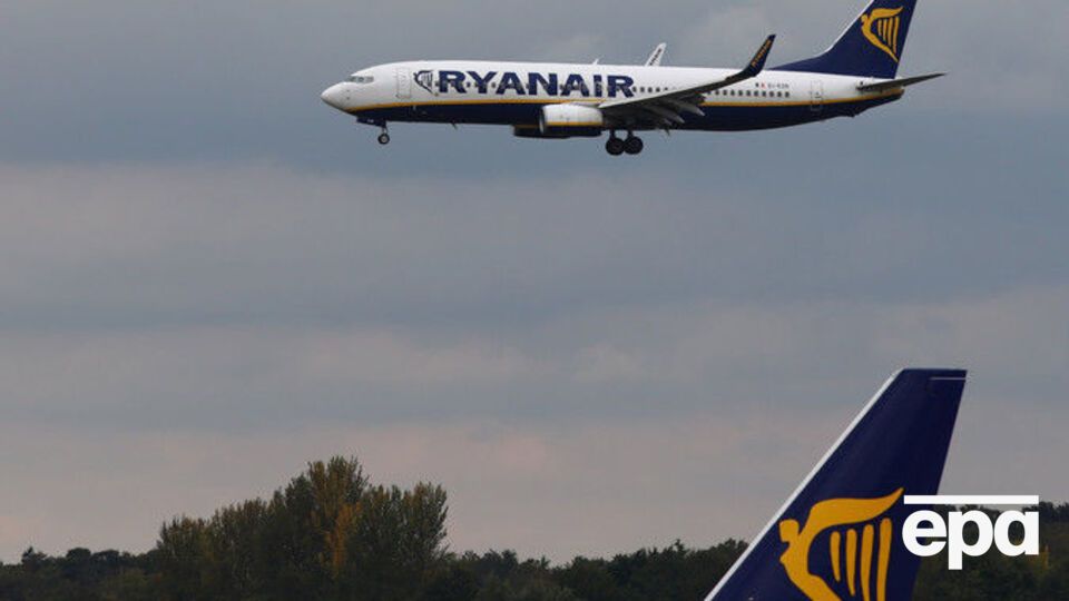 Ryanair сокращает количество лайнеров на рейсах