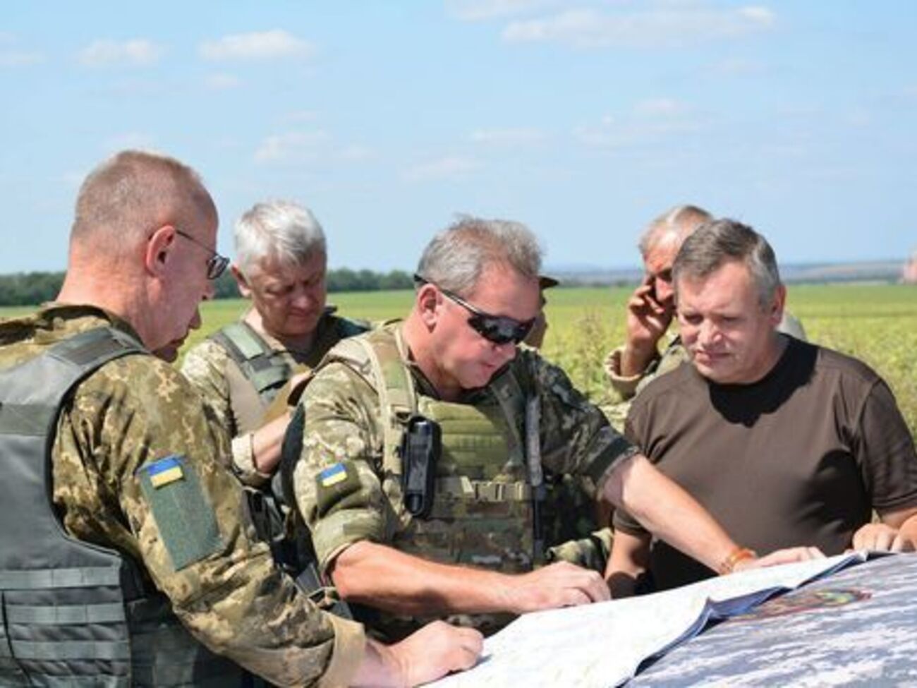 Віктор Муженко: Ворог нагадав, що триває війна