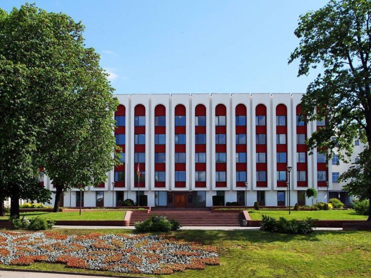 МЗС Білорусі очікує офіційних пояснень