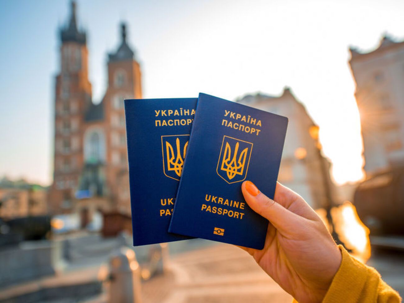 У 39% респондентів є родичі або друзі, які живуть в Європі