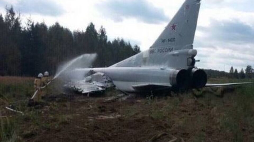 Літак дістав пошкодження