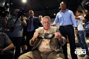 Жириновский заявил, что ему замены пока нет