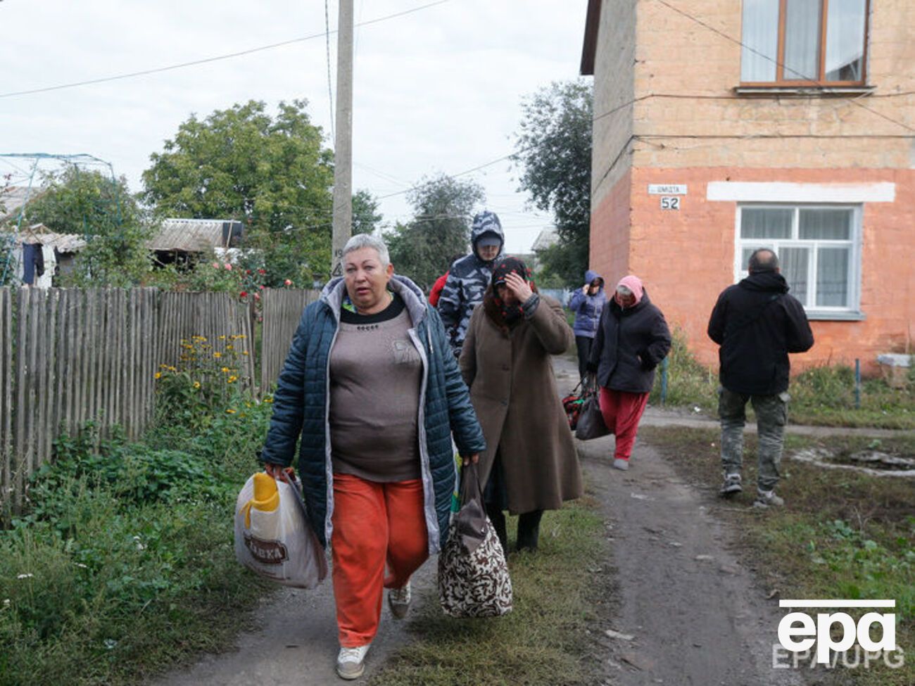 Евакуйовані повертаються додому