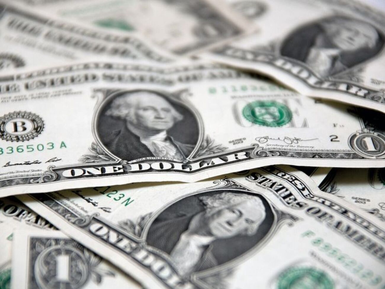 Аналитики&nbsp;Capgemini объясняют рост количества долларовых миллионеров в РФ&nbsp;восстановлением цен на сырье и ростом биржевых индексов