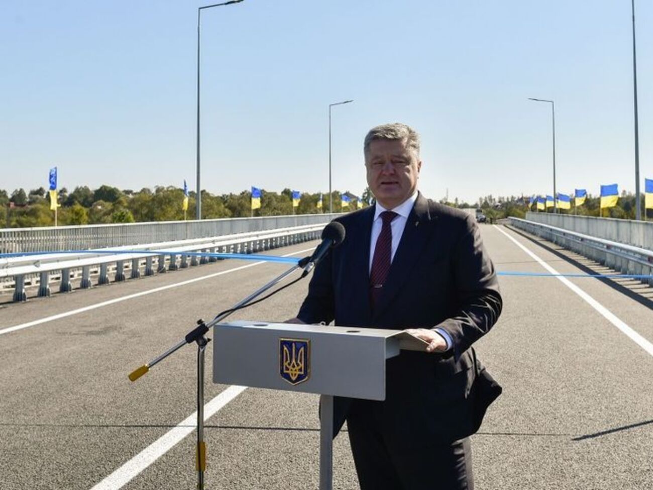 Порошенко:&nbsp;Никому нас не удастся расколоть