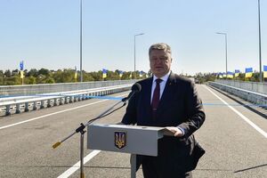 Порошенко: Никому нас не удастся расколоть