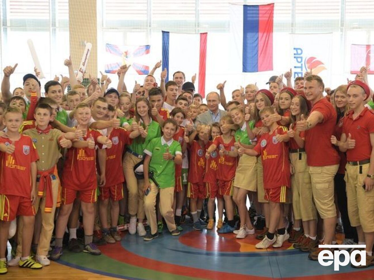 Психолог говорит, что у крымчан включается инстинкт выживания, а не размножения