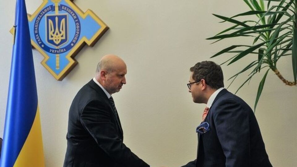 Турчинов і Стайнман обговорили питання українсько-американського співробітництва у сфері кібербезпеки