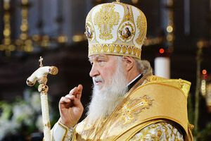 Кирилл считает, что СМИ "недостаточно деликатно" относятся к чувствам людей и оскорбляются религиозные чувства верующих различных конфессий