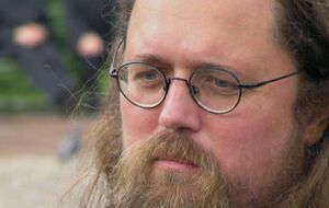 Кураев: Посмотрите те же сериалы о французских королях всех этих "Солнц" и так далее: официальная любовница короля