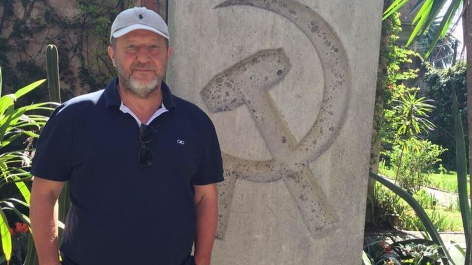 Кох: Ведущие будут толсто намекать: мол, мы-то с вами понимаем, что это за "дипломатические" работники и что это за "диппочта"