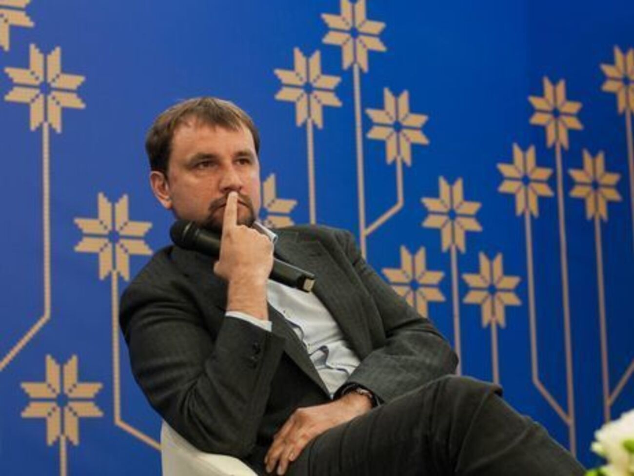 В'ятрович повідомив, що графіті на Грушевського &ndash; це&nbsp;пам'ятка історії