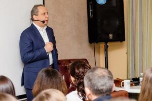 Рабинович: Любовницы Саакашвили сегодня почему-то не обсуждались. Наверное, этой теме помешал взрыв водородной бомбы неподалеку