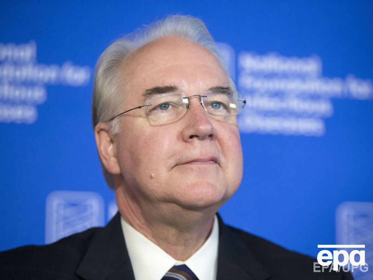 Вартість поїздок Прайса становить сотні тисяч доларів, повідомляє CNN