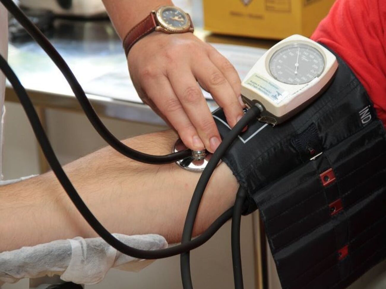 Минздрав призвал украинцев "быть более внимательными к себе"