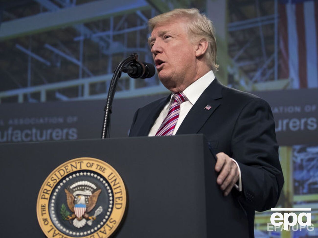 Трамп розподілив функції щодо виконання нового закону про санкції