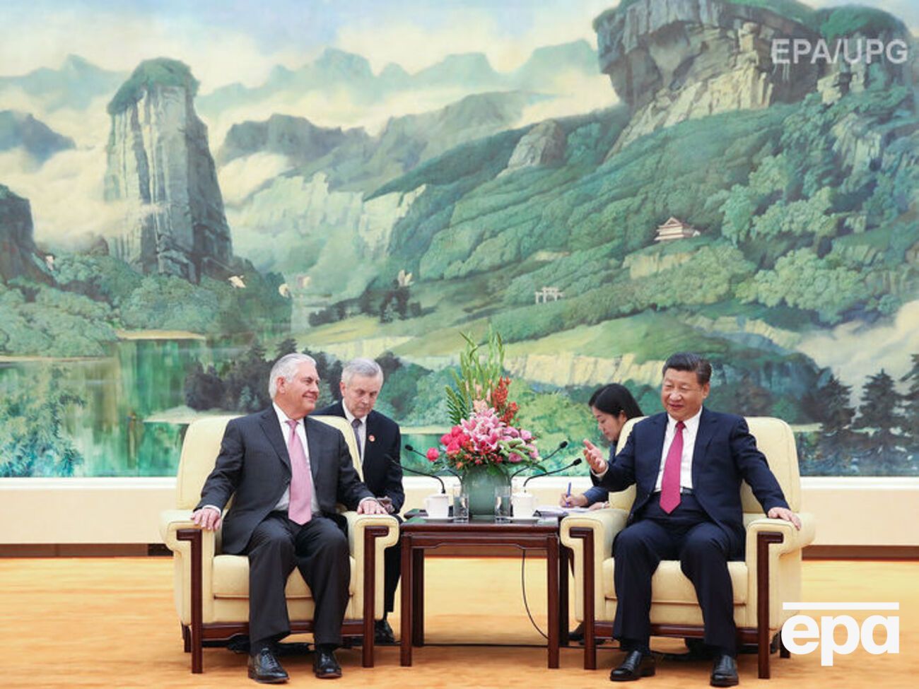 Тіллерсон зустрічається із Сі Цзіньпіном